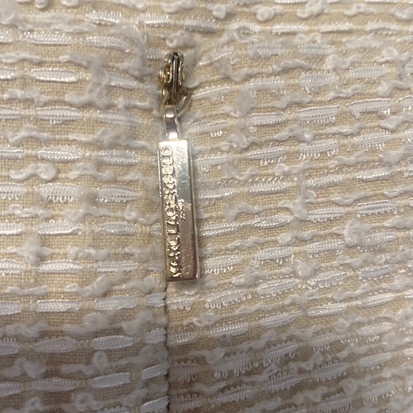 💥3/$40💥Karl Lagerfeld Ivory Tweed Skirt Size 6 - Picture 5 of 7